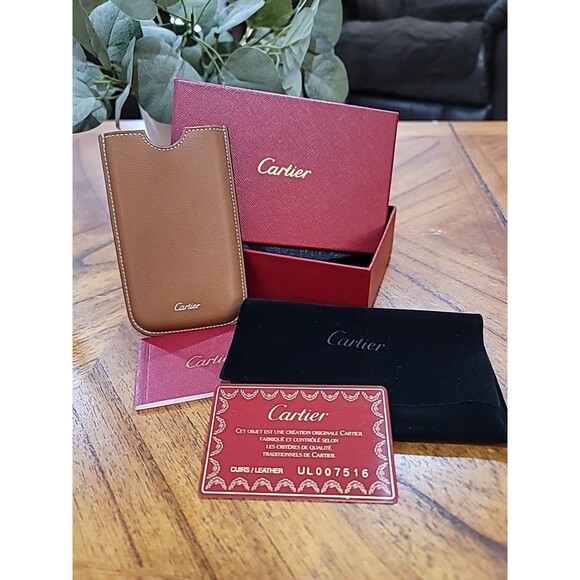 Cartier Les Must Caramel Goatskin Phone Case w/Dust Bag, Auth Card & Box NWOT